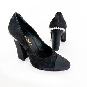 Chanel CC Cap Toe Pearl Pumps EU 37.5 US 6.5-7 Black Suede Block High Heel